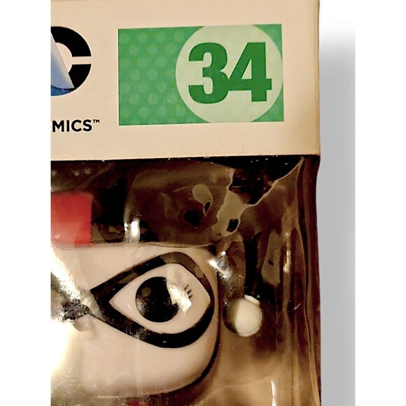 Funko POP! Heroes: DC Comics - Harley Quinn #34 PX Preview (Glow in the Dark) - Picture 7 of 7